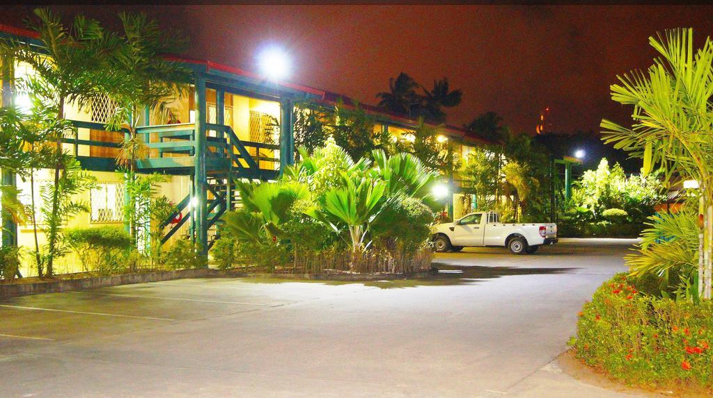 Madang Star International Hotel Esterno foto