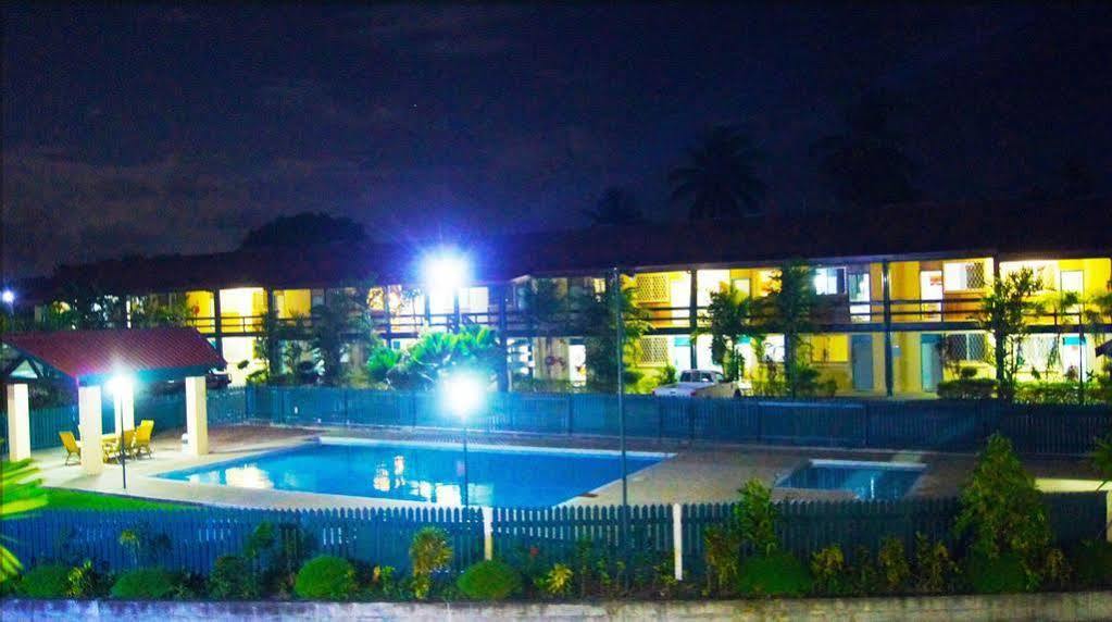 Madang Star International Hotel Esterno foto